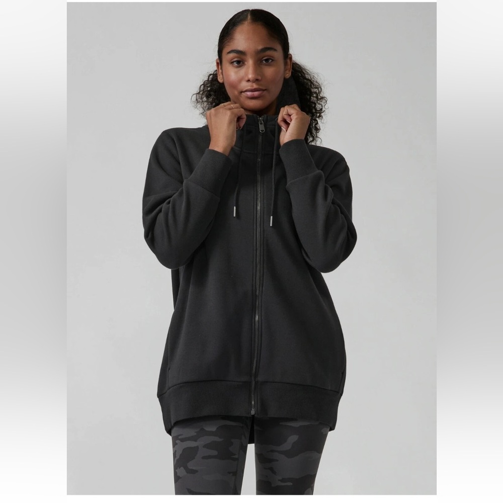 Athleta Cozy Karma Full Zip oversized Hoodie in black